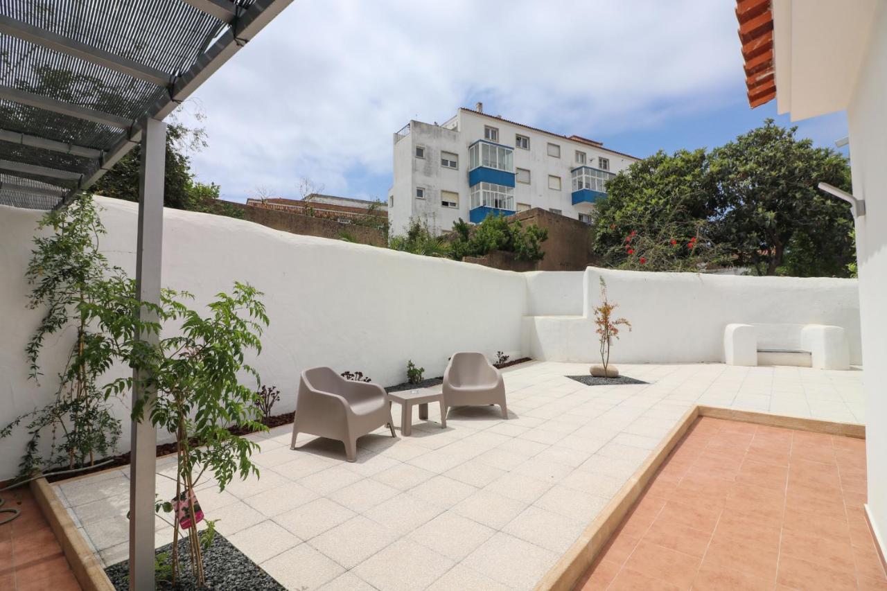 Little Break Guest House Lagos Exterior photo